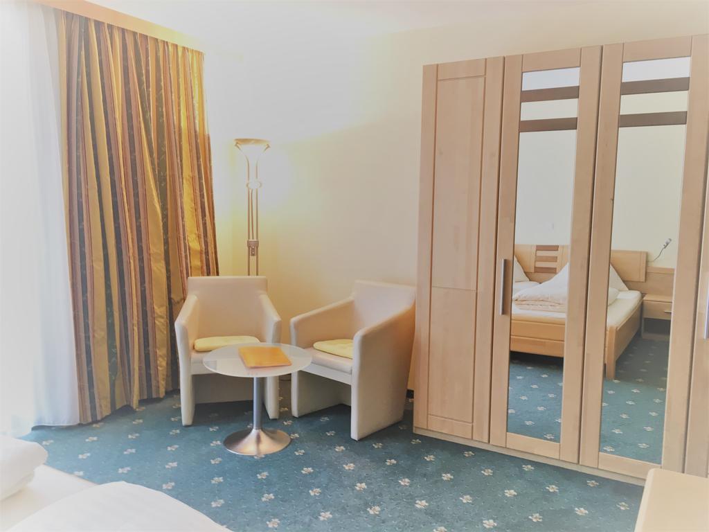 Landhotel Kreinerhof Mollbrucke ภายนอก รูปภาพ